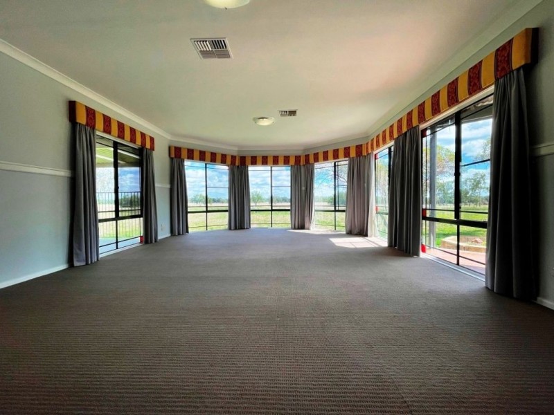 52 Chinamans Lane, Moree NSW 2400