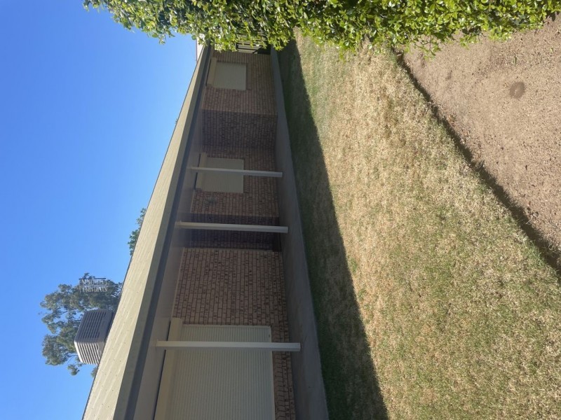 4 Callaille Avenue, Moree NSW 2400