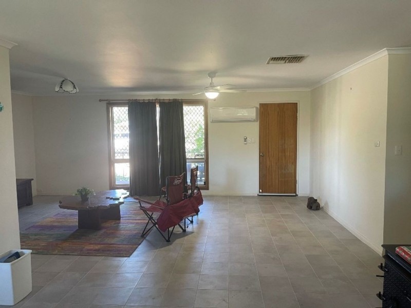 27 Cardinal Road, Lightning Ridge NSW 2834