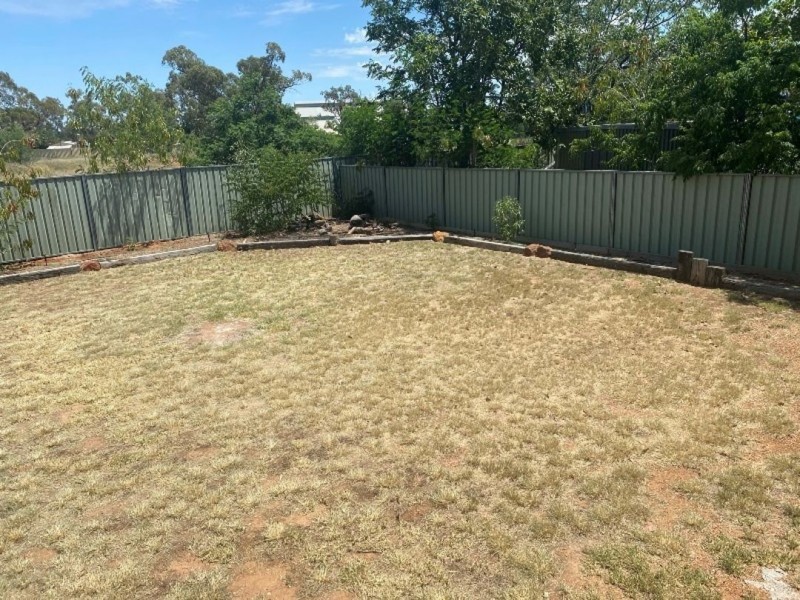 27 Cardinal Road, Lightning Ridge NSW 2834