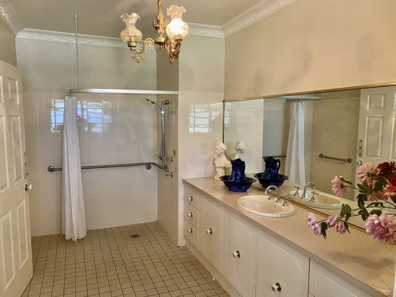 97 Greenbah Road, Moree NSW 2400
