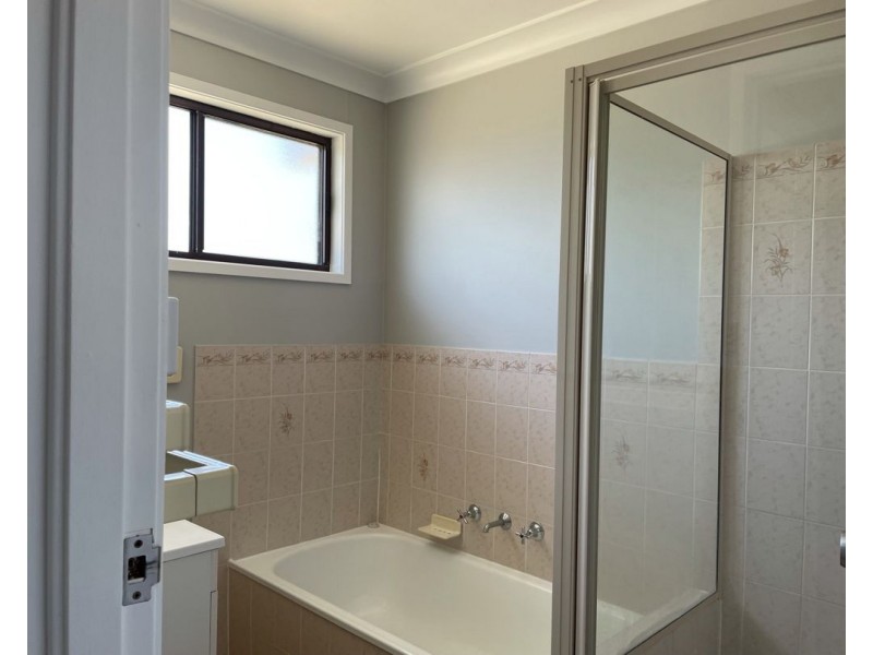 2/36 Black Prince Drive, Lightning Ridge NSW 2834