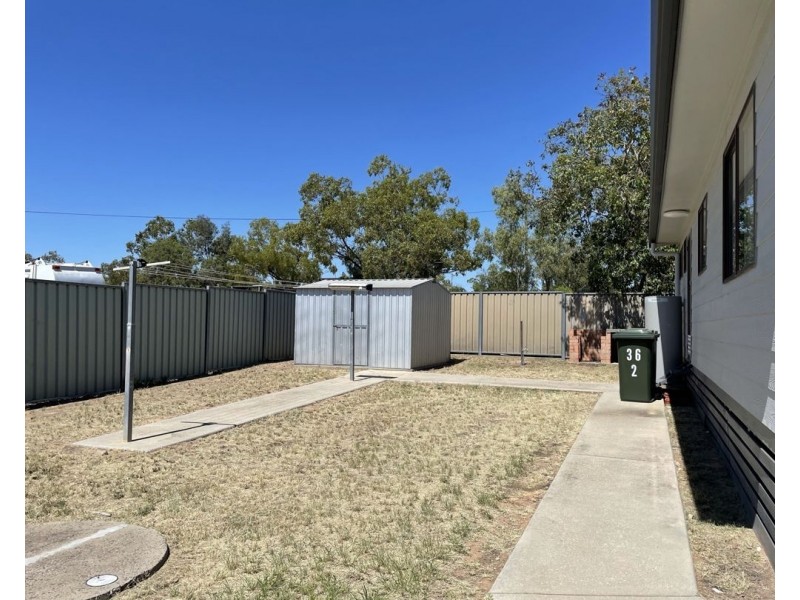 2/36 Black Prince Drive, Lightning Ridge NSW 2834