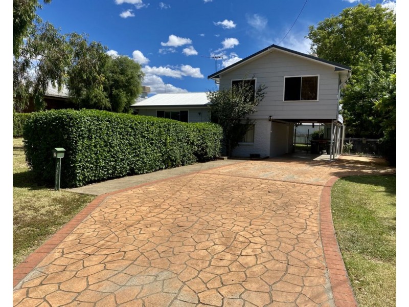 7 Lucksall Street, Moree NSW 2400