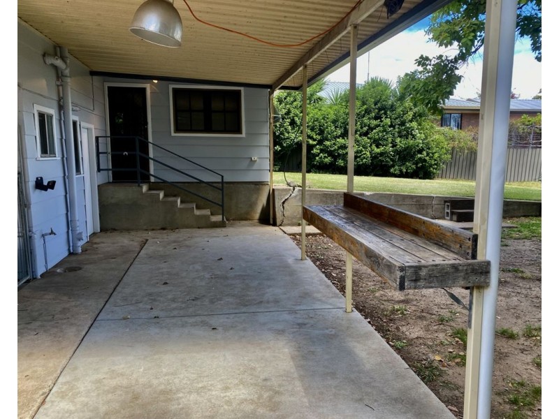 7 Lucksall Street, Moree NSW 2400
