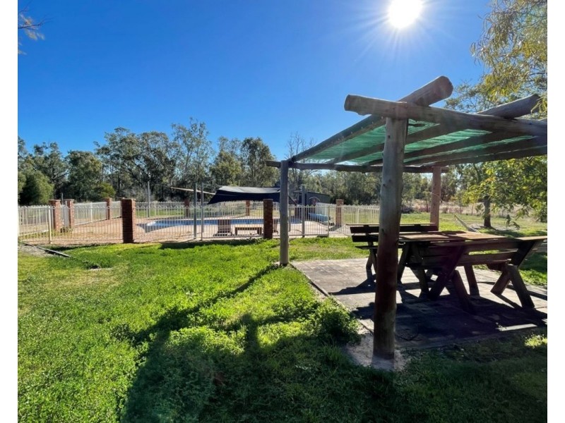 84 Tharlane Road, Wee Waa NSW 2388