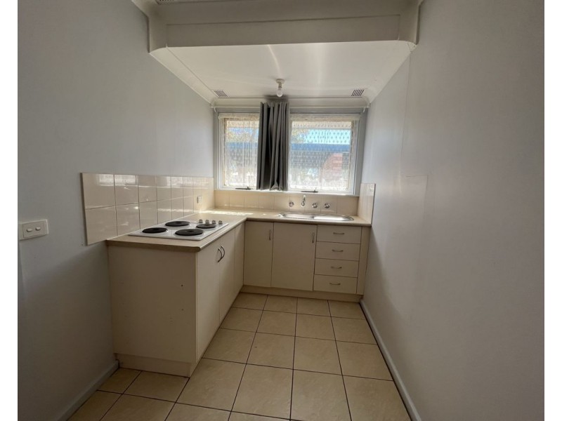 3/2 Matrix Street, Lightning Ridge NSW 2834
