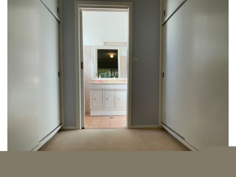 77 Albert St, Moree NSW 2400