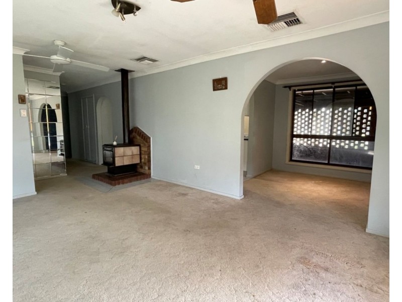 2 Allambie Pl, Moree NSW 2400
