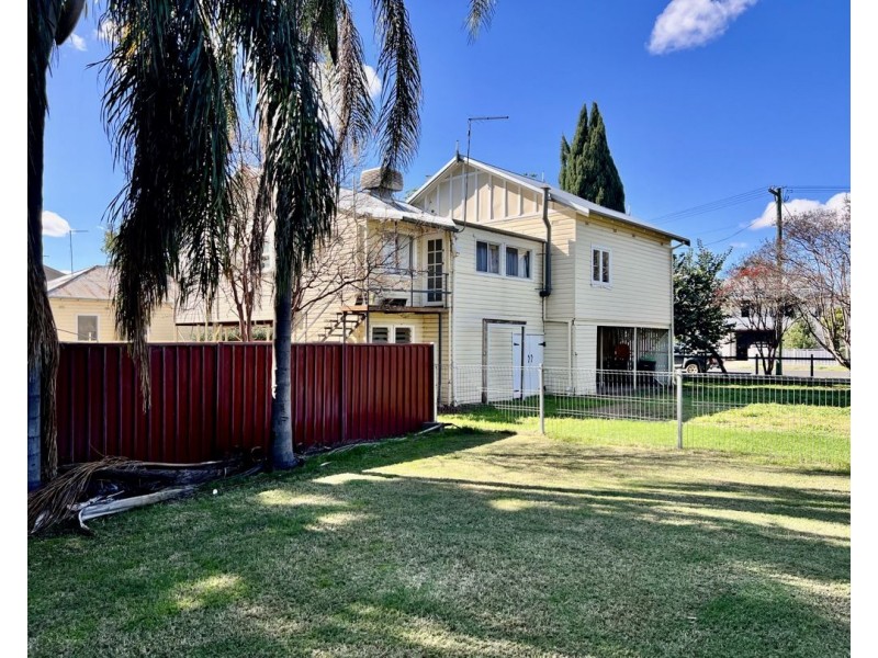23 Queen Street, Moree NSW 2400