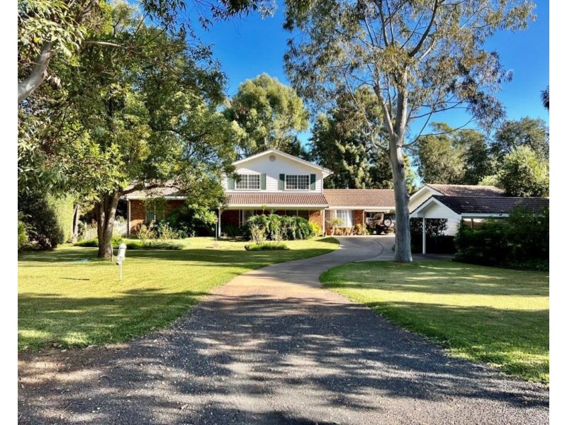 13 Hassell Street, Moree NSW 2400