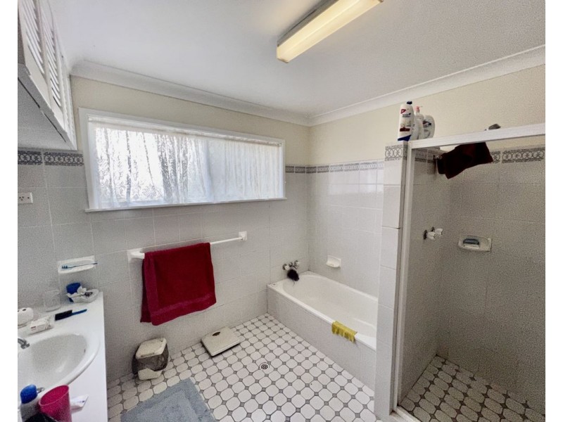 13 Hassell Street, Moree NSW 2400