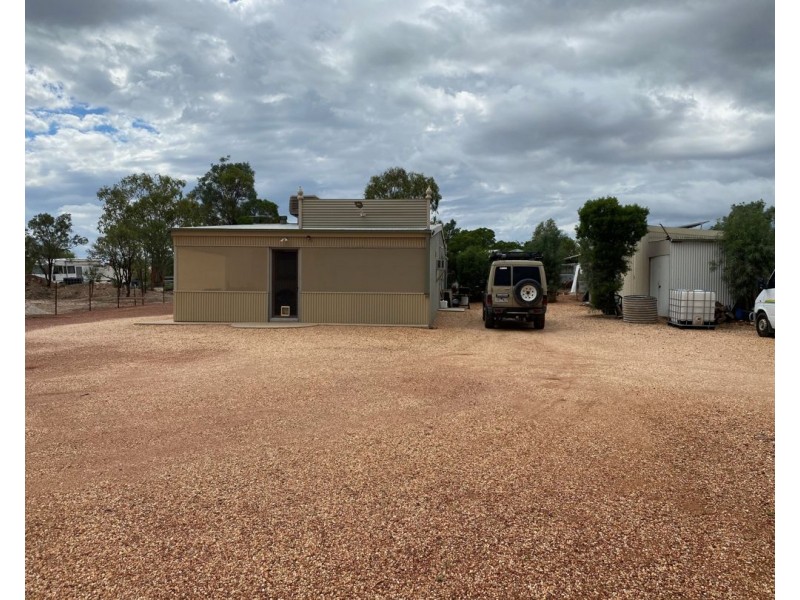 Lot 6 DP 1063047 Walk In Mine Road, Lightning Ridge NSW 2834