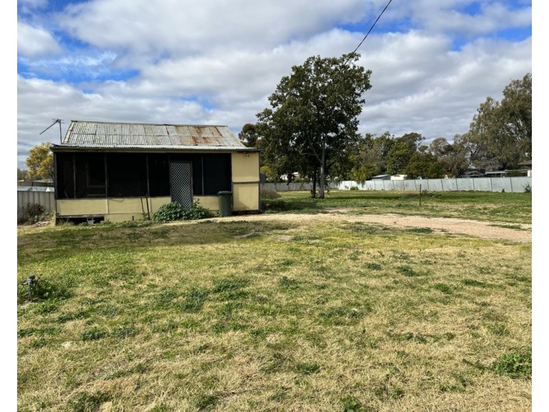 69 Namoi Street, Walgett NSW 2832
