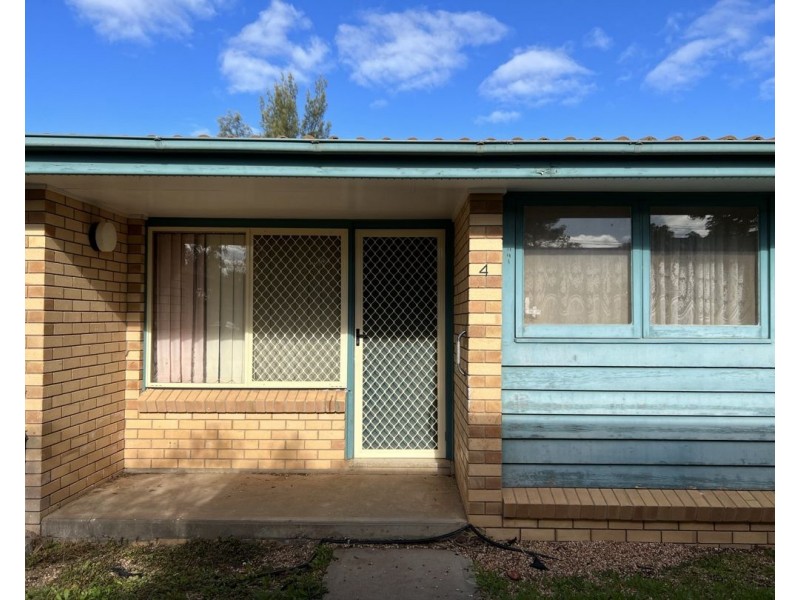 4/2 Matrix Street, Lightning Ridge NSW 2834