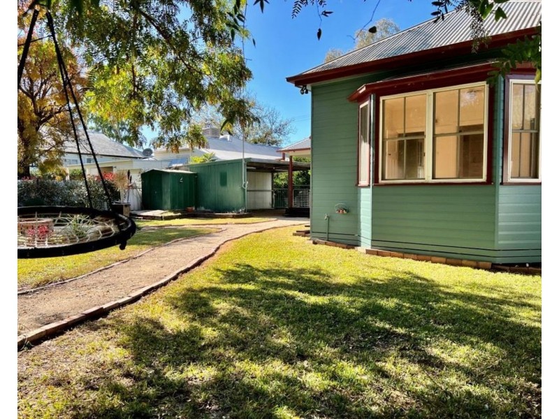 19 Edward Street, Moree NSW 2400
