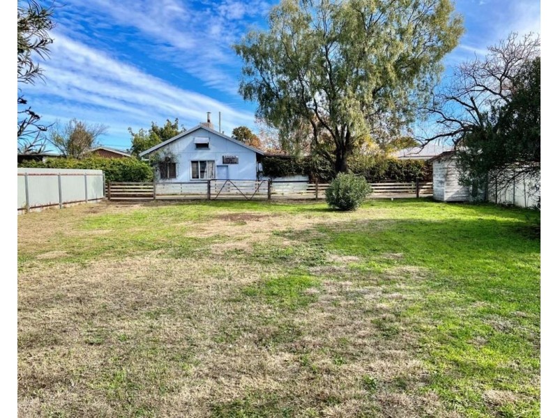 25 Belgravia Street, Moree NSW 2400