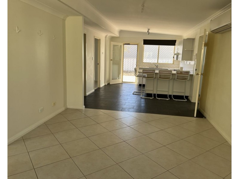 2/9 Silica Street, Lightning Ridge NSW 2834