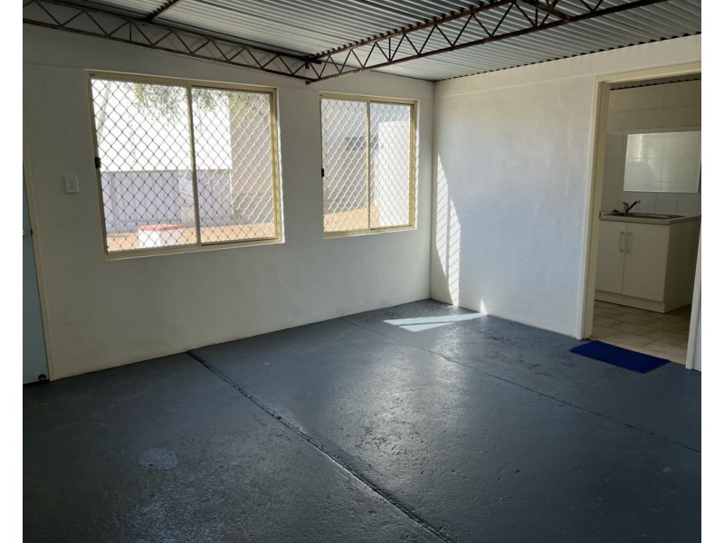 2/9 Silica Street, Lightning Ridge NSW 2834