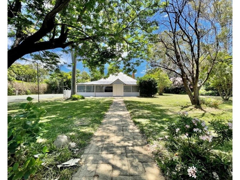 21 Sunnyside Road, Moree NSW 2400