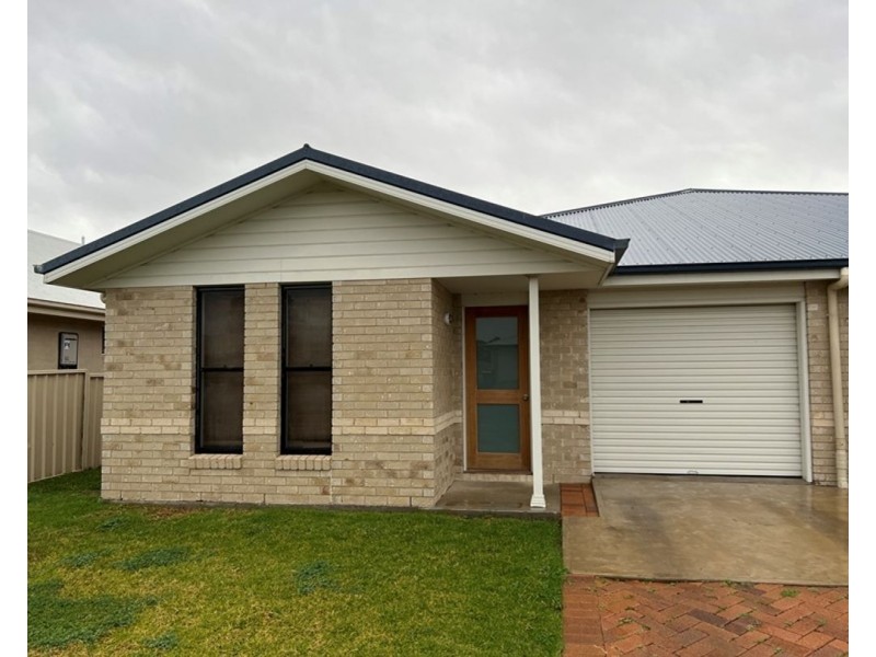 A/40 Bottlebrush Drive, Moree NSW 2400