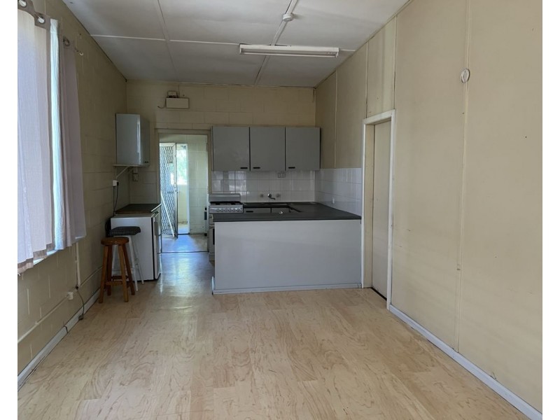 8 Agate Street, Lightning Ridge NSW 2834