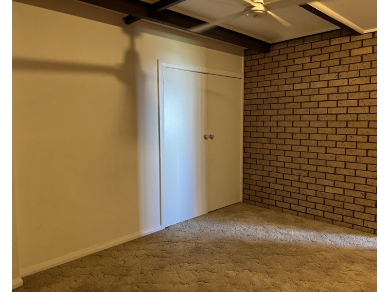 2/48 Butterfly Avenue, Lightning Ridge NSW 2834