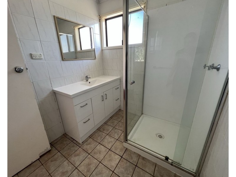 10 Butterfly Avenue, Lightning Ridge NSW 2834