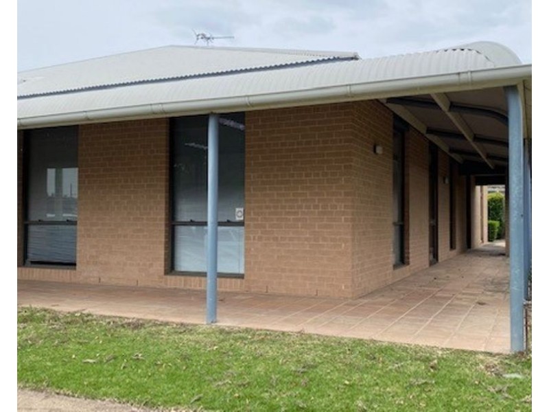 50 Auburn St, Moree NSW 2400