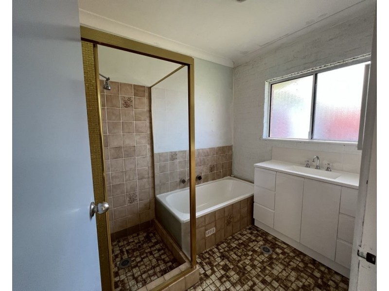7 Agate Street, Lightning Ridge NSW 2834