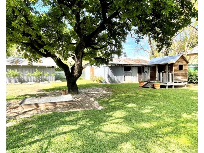 15 Edward Street, Moree NSW 2400