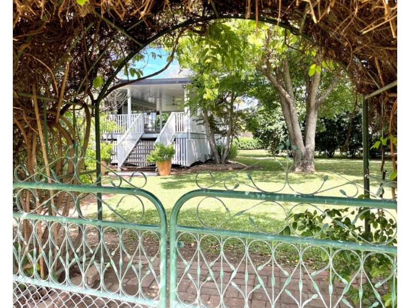 15 Edward Street, Moree NSW 2400