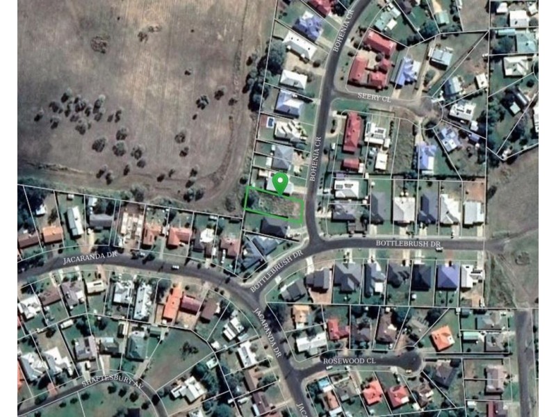 35 Bohenia Cr, Moree NSW 2400