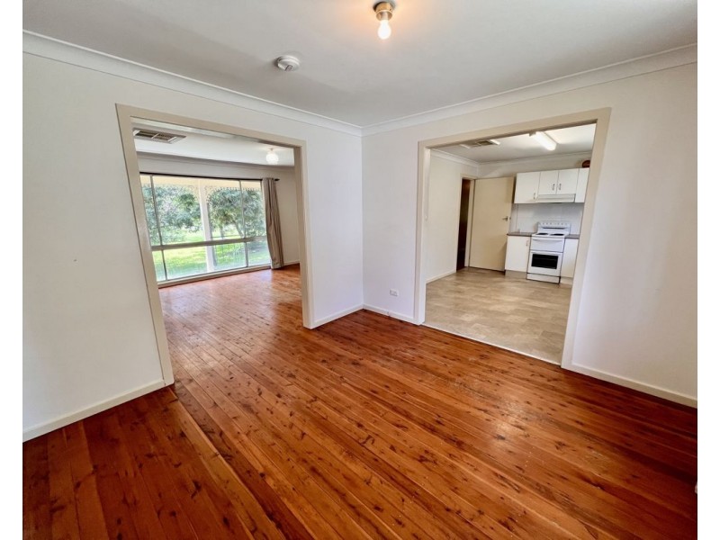 11 Hassell St, Moree NSW 2400