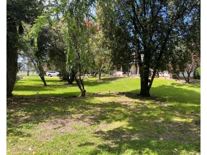 11 Hassell St, Moree NSW 2400
