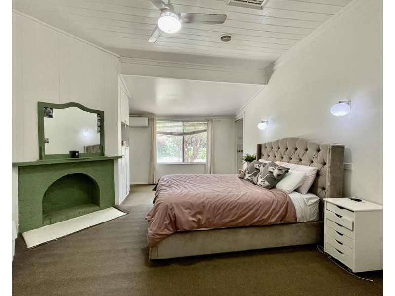 21 Sunnyside Rd, Moree NSW 2400