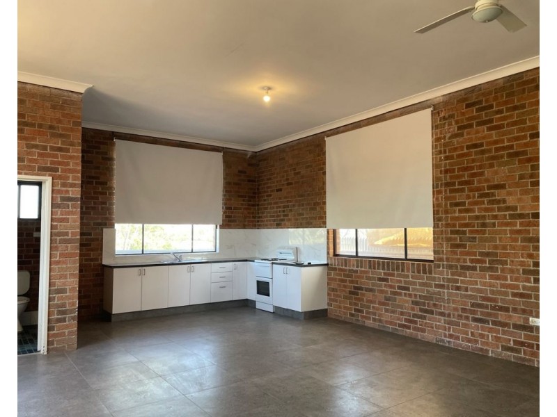 38 Fantasia Street, Lightning Ridge NSW 2834