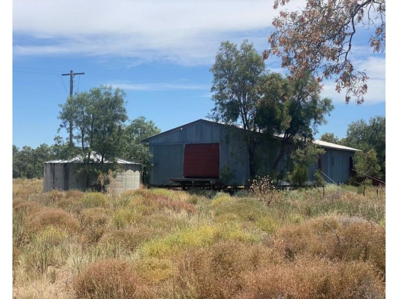 “NUNKERI” & “LOCH LOMOND”, Walgett NSW 2832