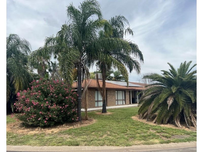 7 Cummins Avenue, Moree NSW 2400