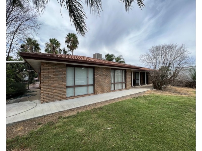 7 Cummins Avenue, Moree NSW 2400