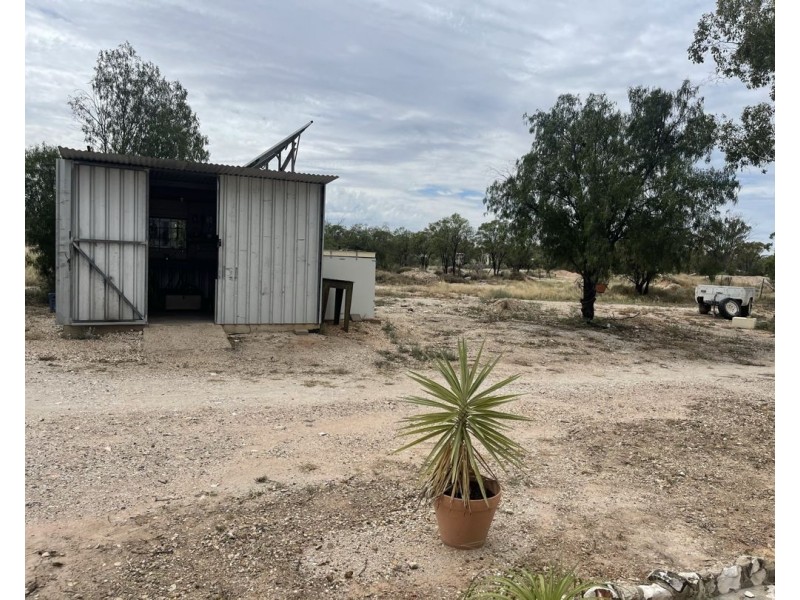 Newtown Fields, Lightning Ridge NSW 2834