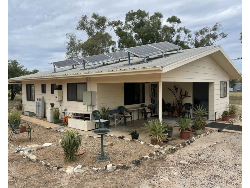 Newtown Fields, Lightning Ridge NSW 2834