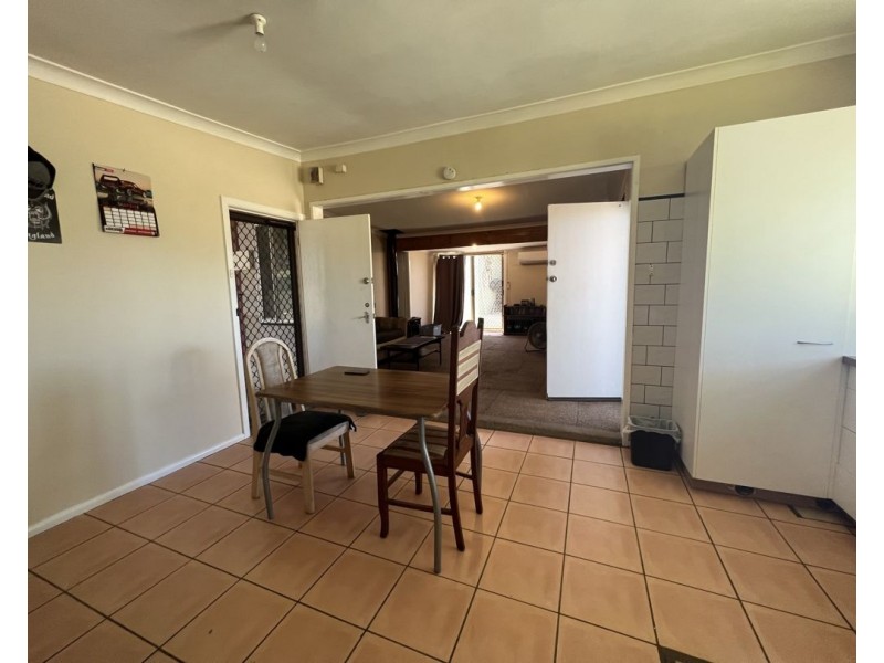3 Aerodrome Road, Lightning Ridge NSW 2834