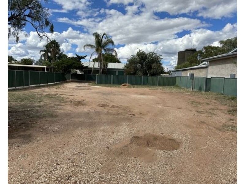 13 Lappkalle Street, Lightning Ridge NSW 2834