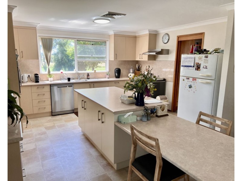 143 Amaroo Drive, Moree NSW 2400