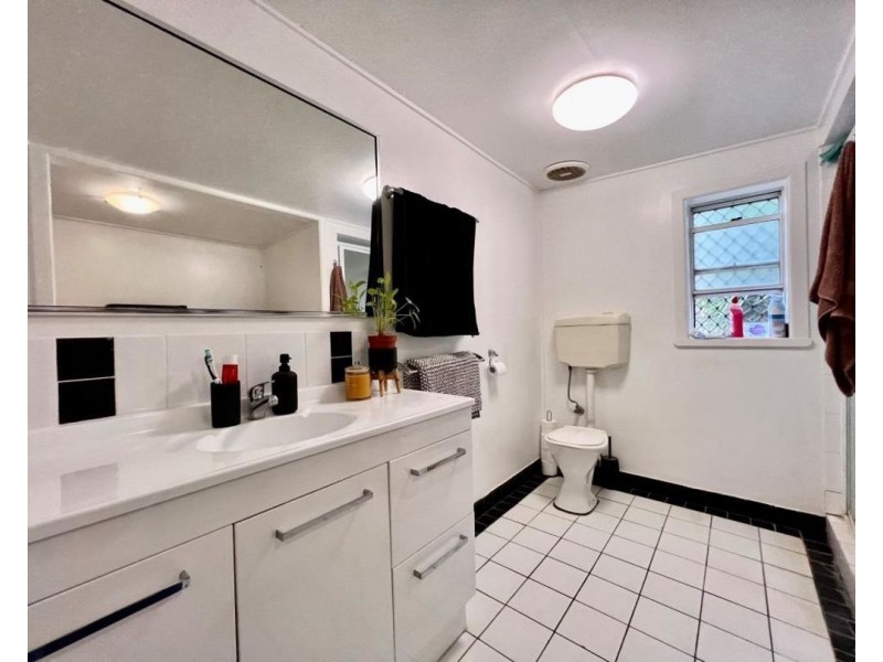 20 Mackenzie Street, Moree NSW 2400