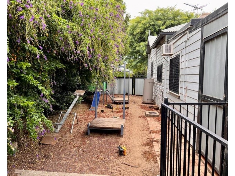 20 Mackenzie Street, Moree NSW 2400