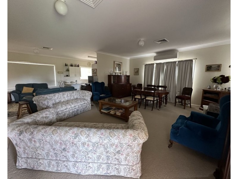 11 Lappkalle Street, Lightning Ridge NSW 2834