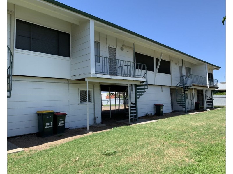 2/42 Anne Street, Moree NSW 2400