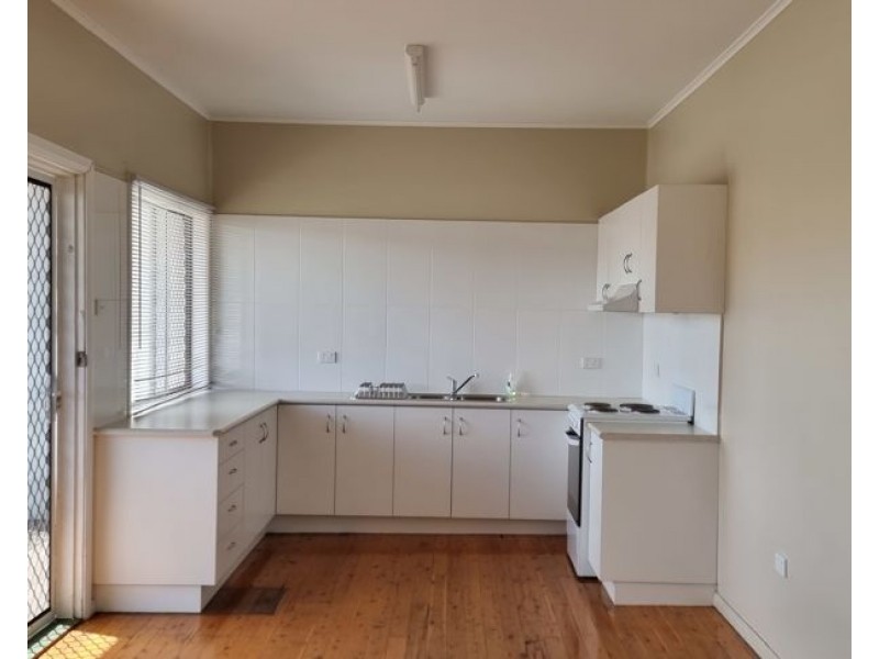 2/42 Anne Street, Moree NSW 2400